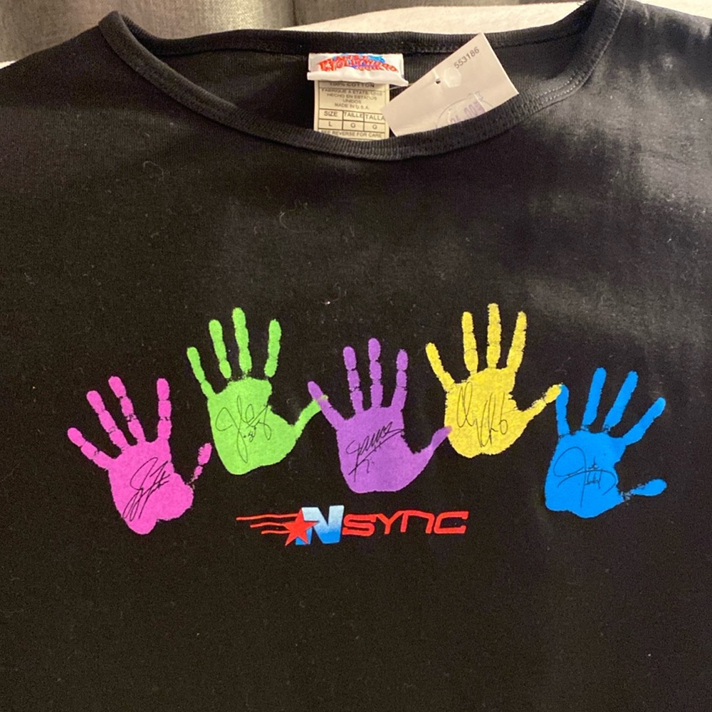 Vintage ( 1998). N’Sync T-shirt    Size Large (juniors)